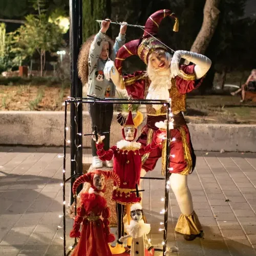 מוארות (30)